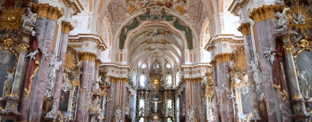 Die Klosterkirche Fürstenfeld gehört zu den bedeutenden barocken Kirchenräumen Oberbayerns.