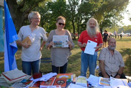 Stand der Wiener Friedensbewegung am Volksstimmefest 2019